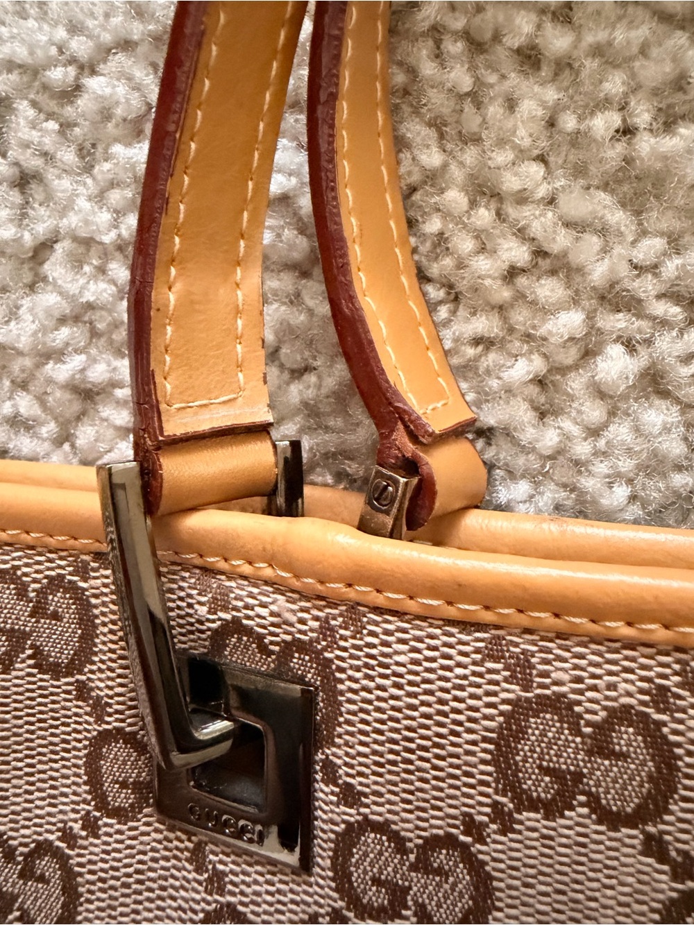 Gucci Brown Beige GG Canvas Tote with Tan Trim - Picture 6 of 10